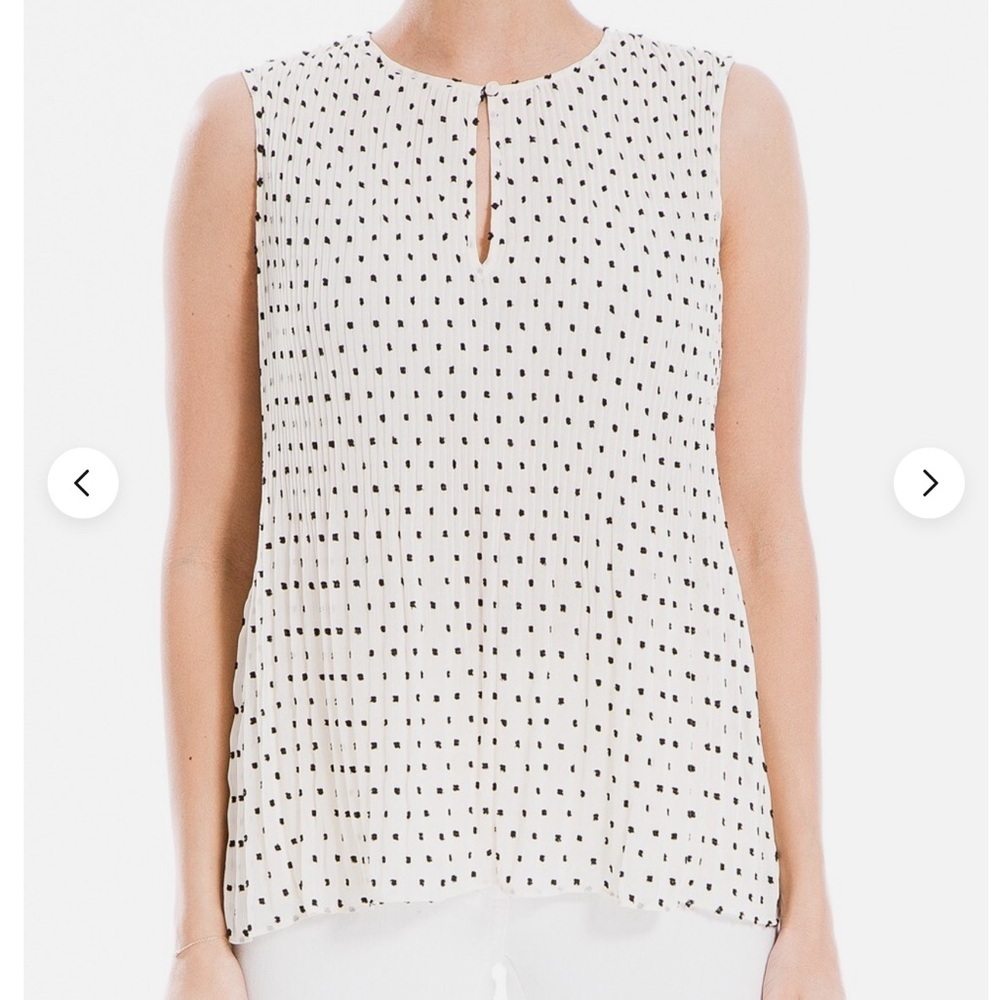 Woman’s Max Studio Polka Dot Sleeveless Pleated Top sz S
